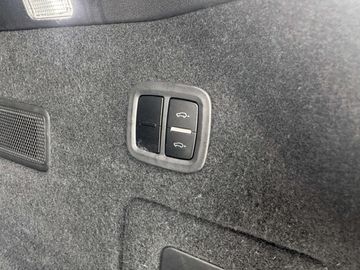 Car image 41