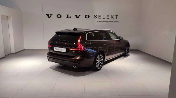 Volvo V60 B4 T8 145 kW image number 3