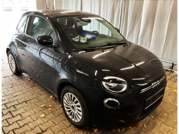 Fiat 500 e Action 70 kW image number 2