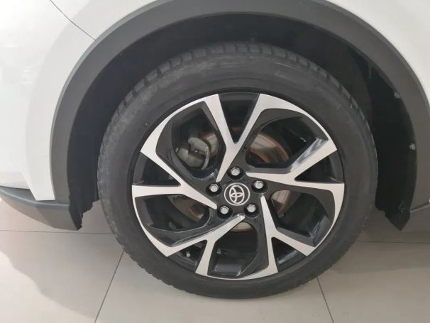 Toyota C-HR 90 kW image number 10