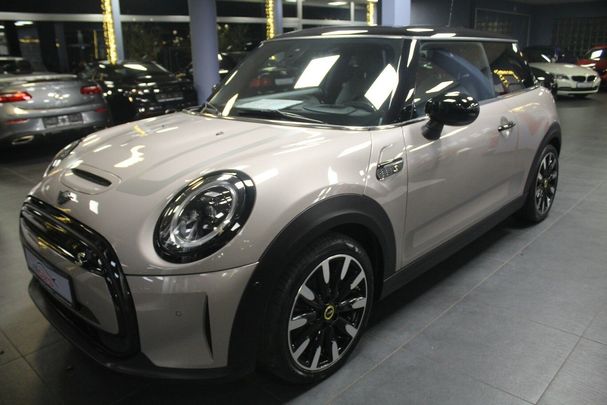 Mini Cooper SE Electric Collection 135 kW image number 1