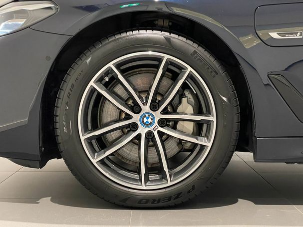 BMW 530 Touring xDrive 185 kW image number 6