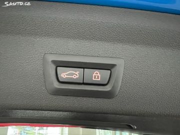 Car image 48