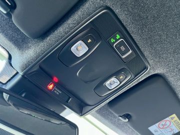 Car image 46
