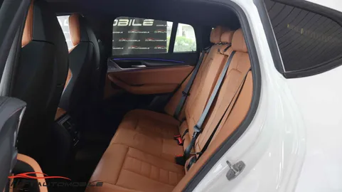 Car image 33