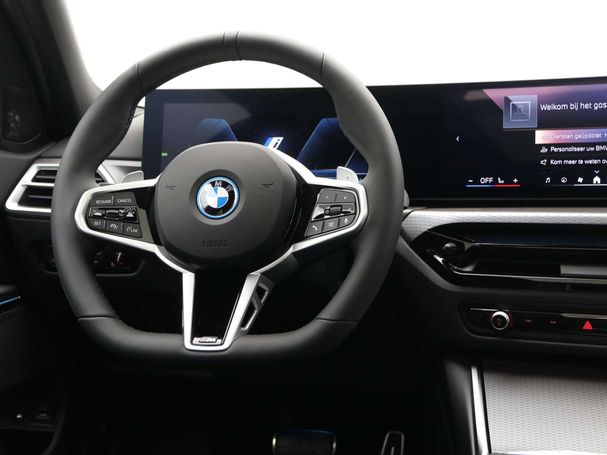 BMW 330 Touring 185 kW image number 3