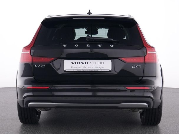 Volvo V60 Cross Country AWD B4 145 kW image number 29