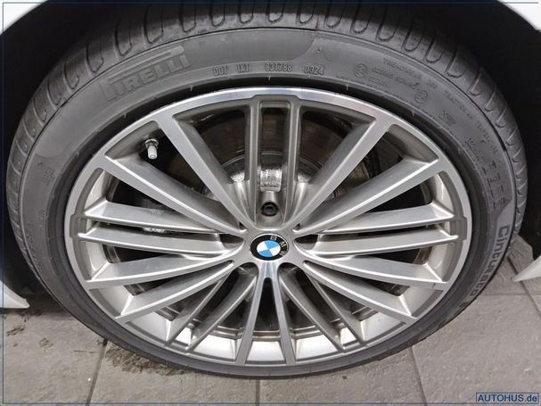 BMW 520d Touring 140 kW image number 11