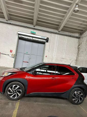 Toyota Aygo X 1.0 VVT-i 53 kW image number 6