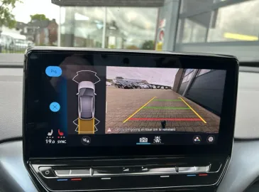 Car image 31