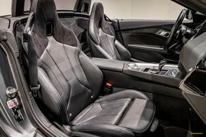 Car image 42