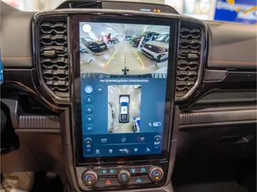 Car image 29