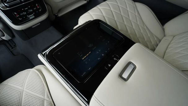 Mercedes-Benz S 500 330 kW image number 20