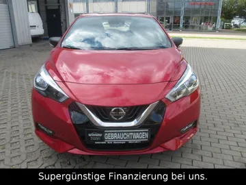 Car image 3