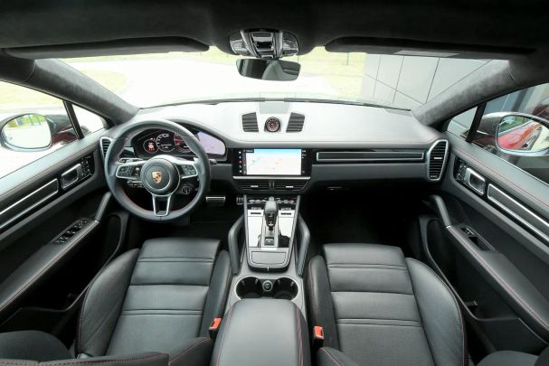 Porsche Cayenne GTS Coupé 338 kW image number 24