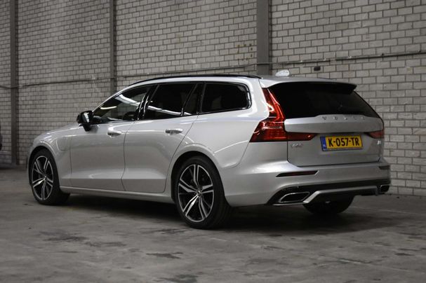 Volvo V60 T6 AWD 250 kW image number 2