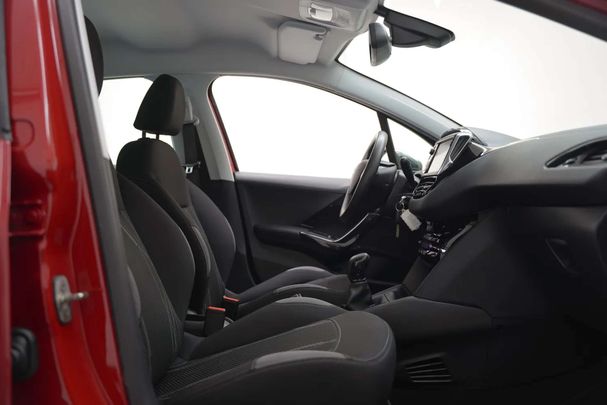 Peugeot 208 VTi 60 kW image number 33