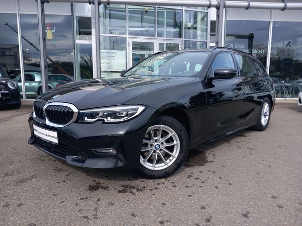 BMW 320i Touring Sport Line 135 kW image number 2