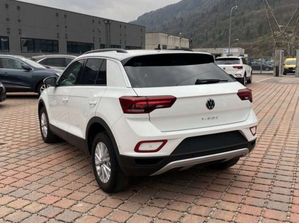 Volkswagen T-Roc 1.0 TSI T-Roc 81 kW image number 3