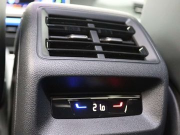 Car image 41