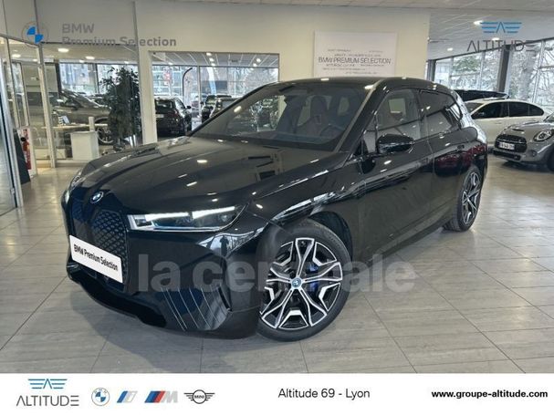 BMW iX xDrive40 240 kW image number 16