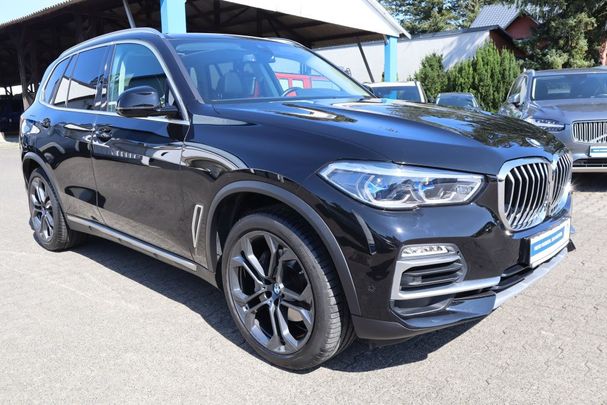 BMW X5 xDrive30d 210 kW image number 2