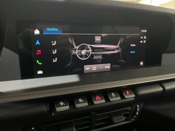 Car image 28