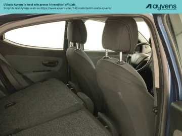 Car image 21