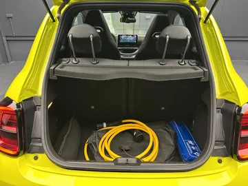 Car image 33