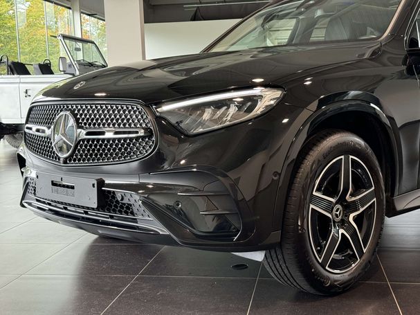 Mercedes-Benz GLC 300 e AMG 230 kW image number 37