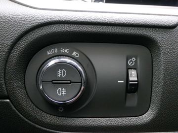 Car image 36