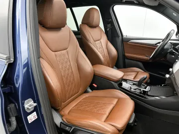 Car image 41