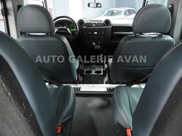 Car image 23