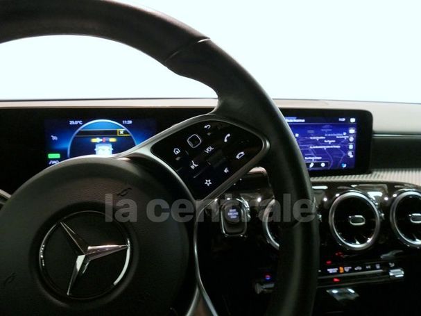 Mercedes-Benz A 180 100 kW image number 6