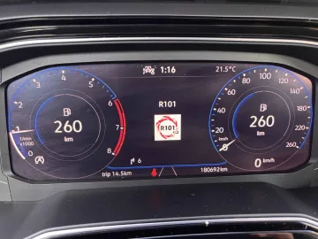 Car image 39