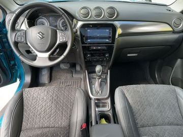 Car image 11