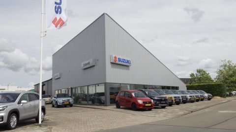 Car image 29
