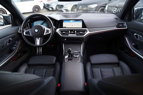 BMW 330d xDrive 195 kW image number 3