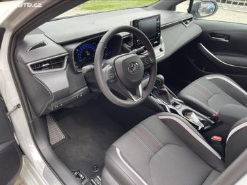 Car image 11