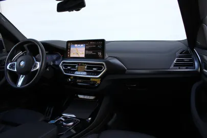 Car image 35
