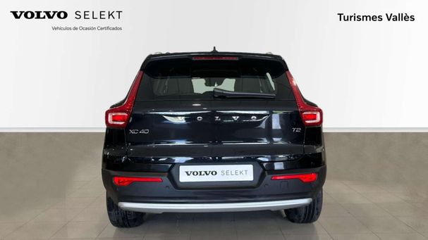 Volvo XC40 T2 Core 95 kW image number 4