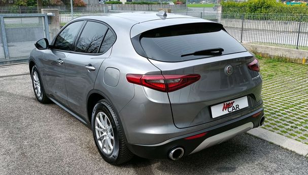 Alfa Romeo Stelvio 2.2 Diesel AT8 Business 118 kW image number 4