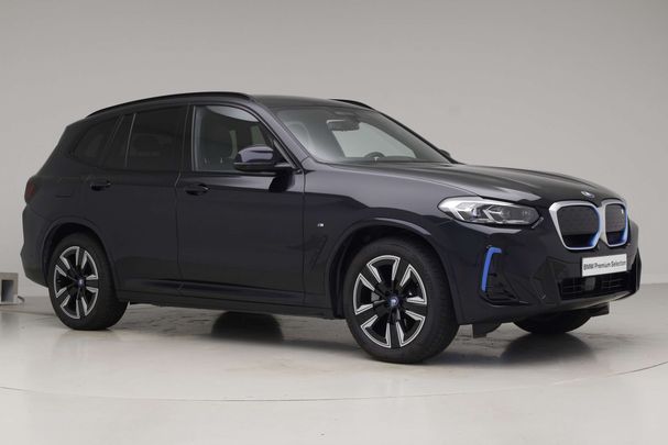 BMW iX3 M Sport 210 kW image number 2