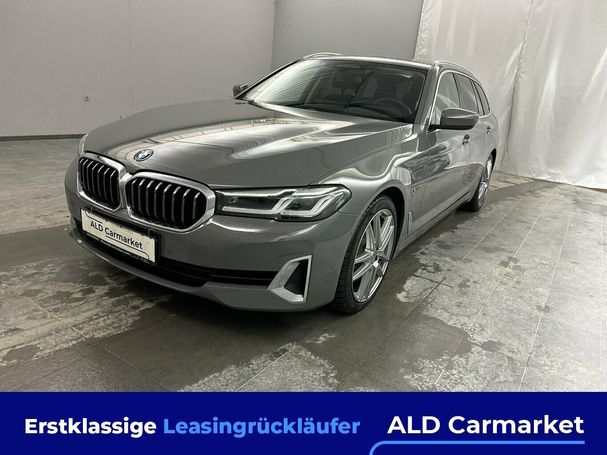 BMW 530i Touring xDrive Luxury Line 185 kW image number 1