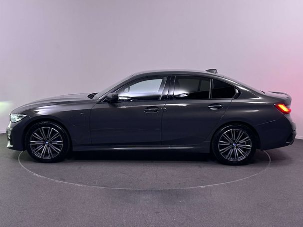 BMW 330 e M Sport 216 kW image number 4