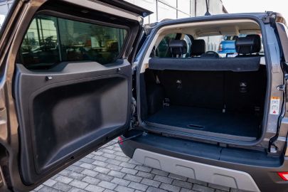 Car image 23