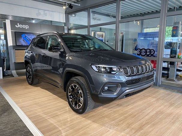 Jeep Compass Trailhawk 177 kW image number 3