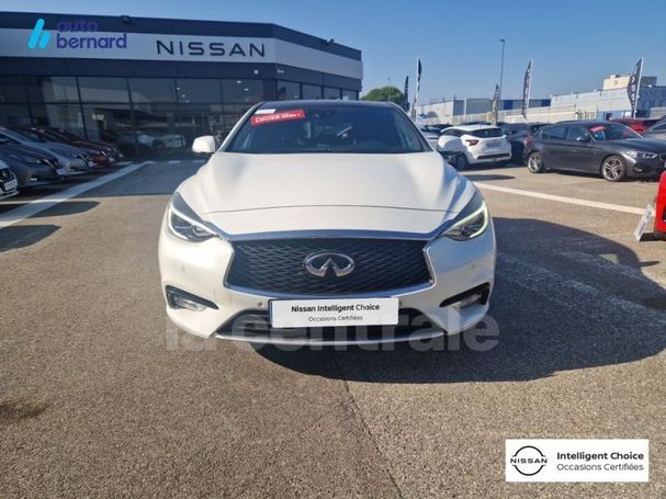 Infiniti Q30 1.6t DCT Premium 115 kW image number 3