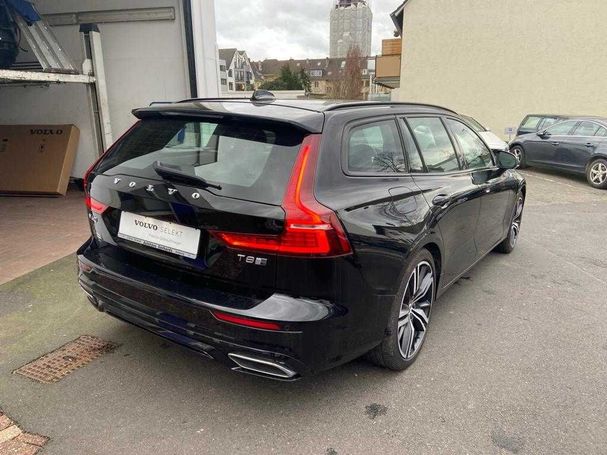 Volvo V60 T8 R Design AWD 288 kW image number 6