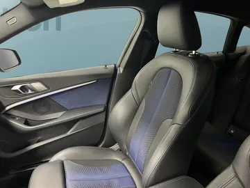 Car image 36